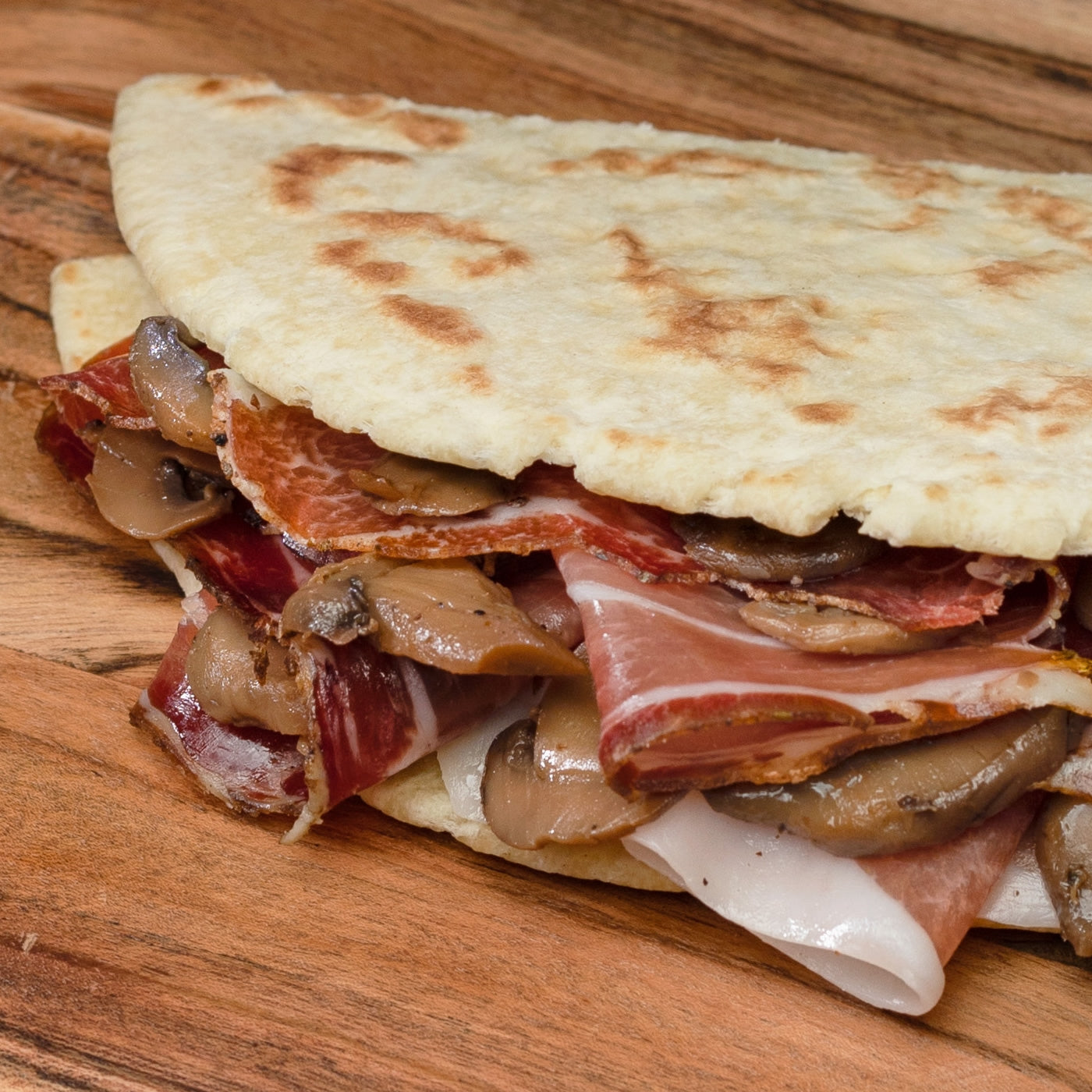 Piadina Romagnola IGP with extravirgin olive oil